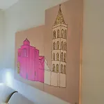 Superb 