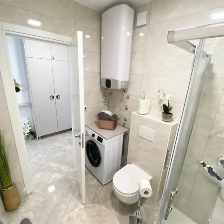 Superb Apartment 